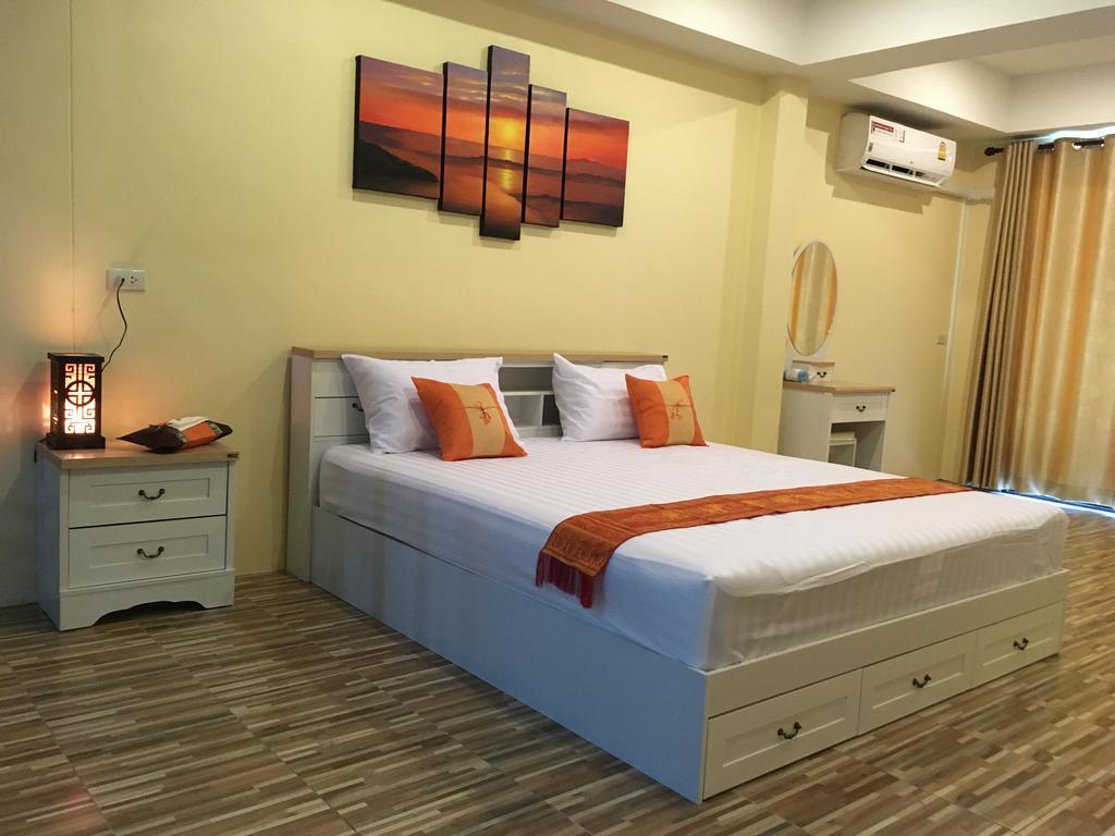 Breezy House Apartment Jomtien Beach Exterior photo