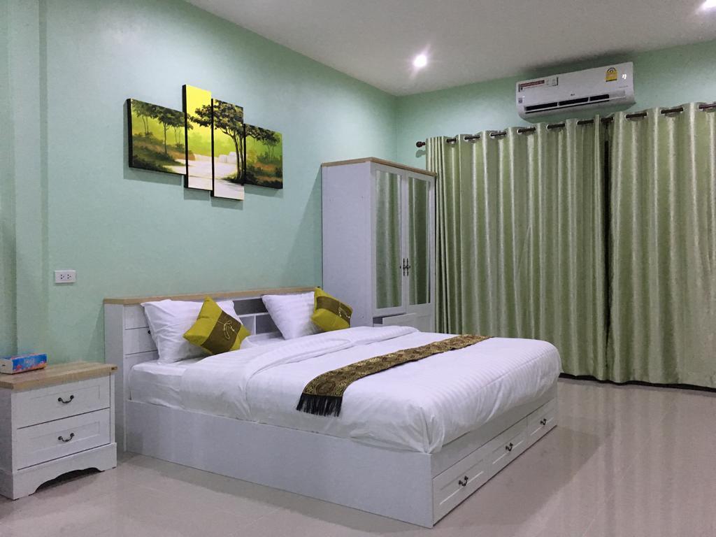 Breezy House Apartment Jomtien Beach Exterior photo
