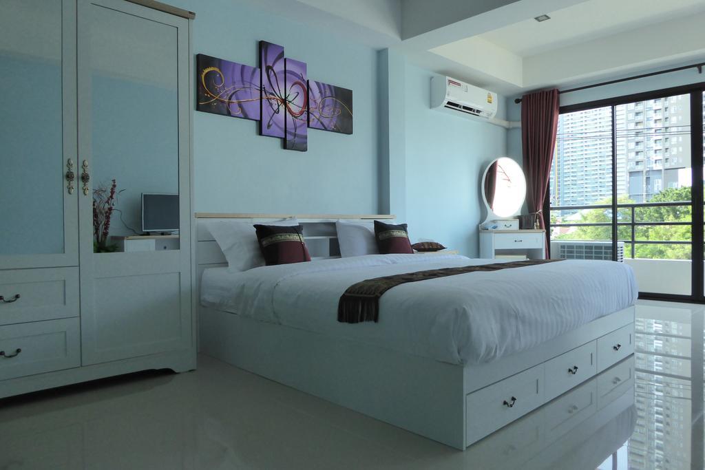 Breezy House Apartment Jomtien Beach Exterior photo