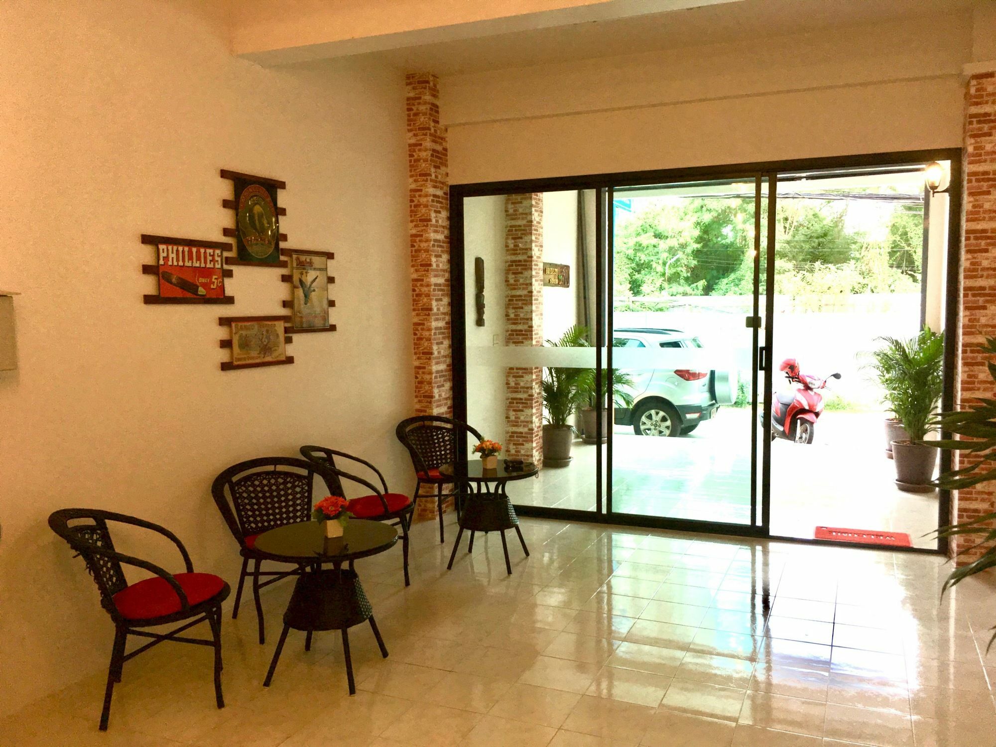 Breezy House Apartment Jomtien Beach Exterior photo