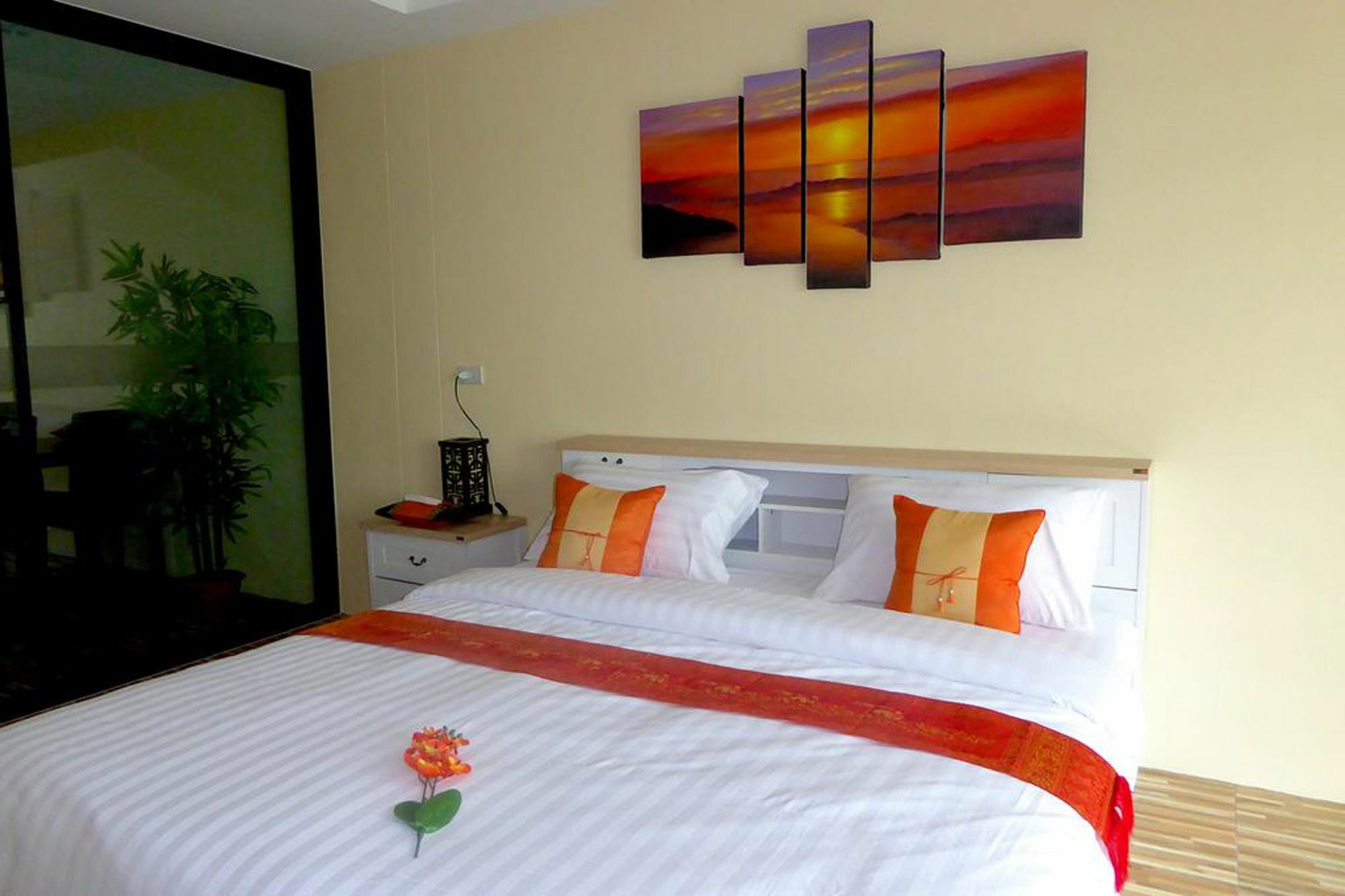 Breezy House Apartment Jomtien Beach Exterior photo